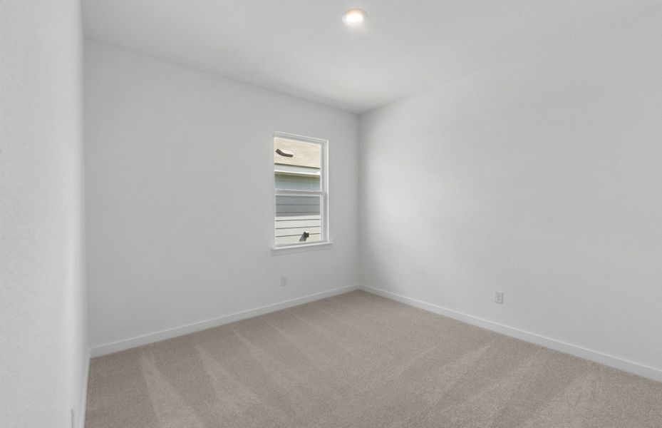Spacious, unfurnished interior of a new home in County View, Temple (Image 22).