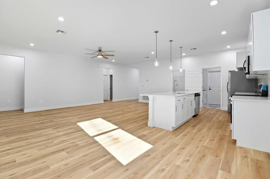 Image 33 of a home in .