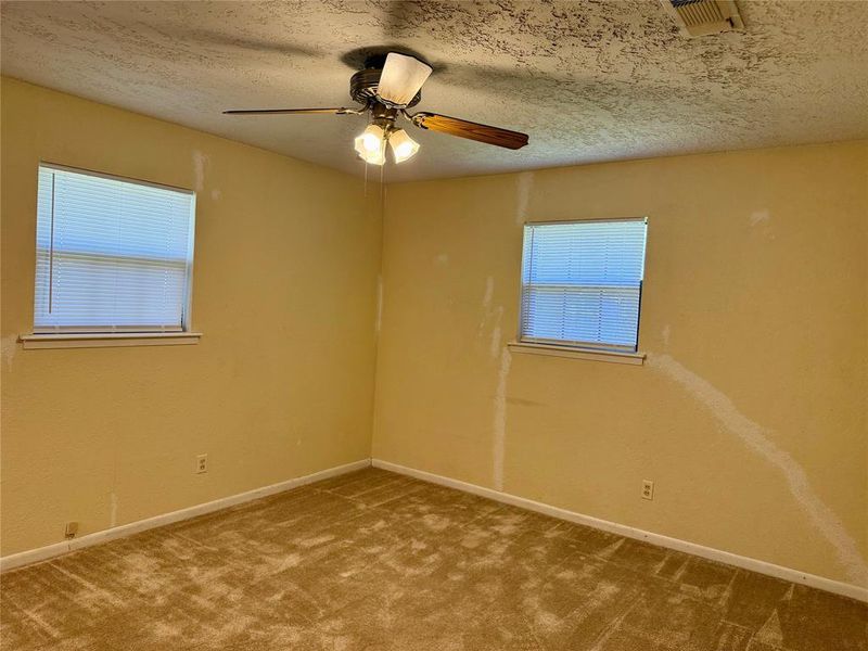 Spacious, unfurnished interior of a new home in , Whitney (Image 25).