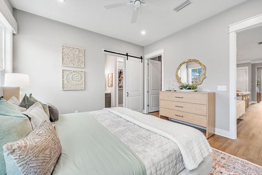 Representative furnished interior of a home built from the Anfield by Fischer Homes in The Villas at Longleaf Park, a Watersound Origins® community, Inlet Beach (Image 19).