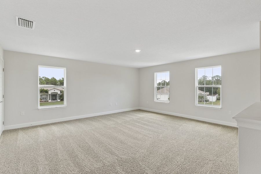 Representative unfurnished interior of a home built from the 2705 by Adams Homes in Winding Oaks, Weeki Wachee (Image 30).