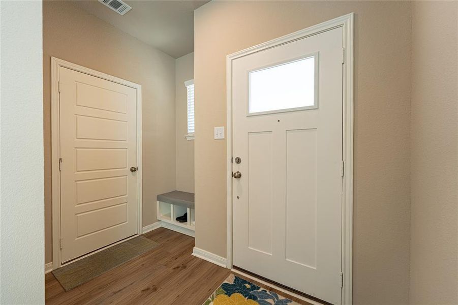 Spacious, unfurnished interior of a new home in , Waco (Image 13). Spacious, unfurnished interior of a new home in , Waco (Image 13).