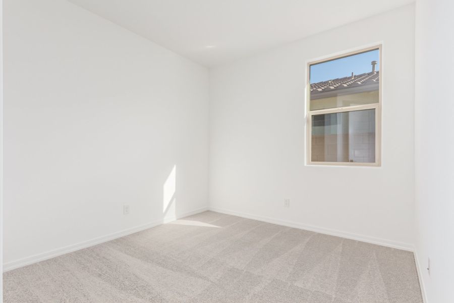 Spacious, unfurnished interior of a new home in Allen Ranches, Litchfield Park (Image 15). Spacious, unfurnished interior of a new home in Allen Ranches, Litchfield Park (Image 15).