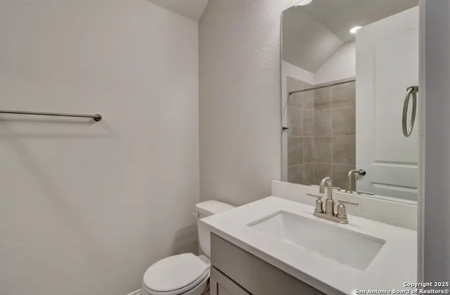 Image 24 of a home in Meyer Ranch - Enclave.