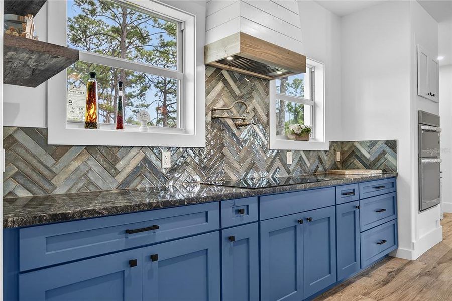 Furnished interior view inside a new home in , Port Charlotte (Image 10).