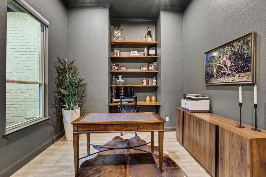 Furnished interior view inside a new home in , Tomball (Image 11).