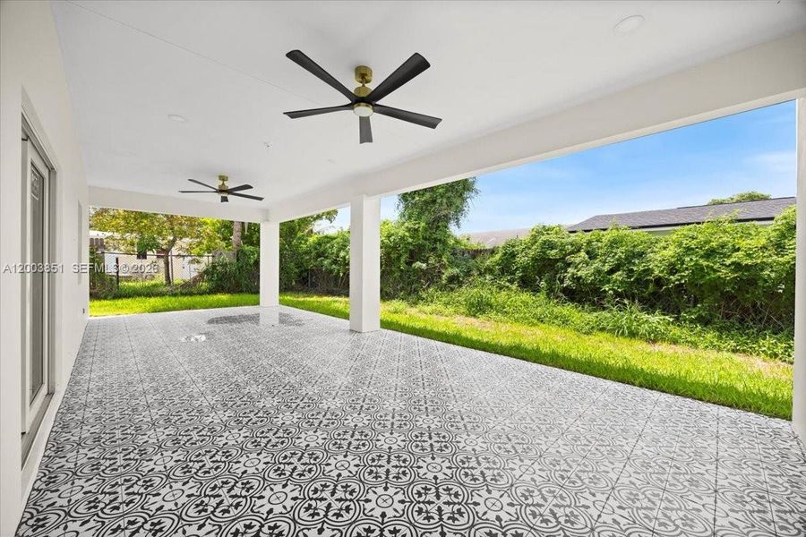Exterior details and patio area of a home in , West Palm Beach (Image 3).
