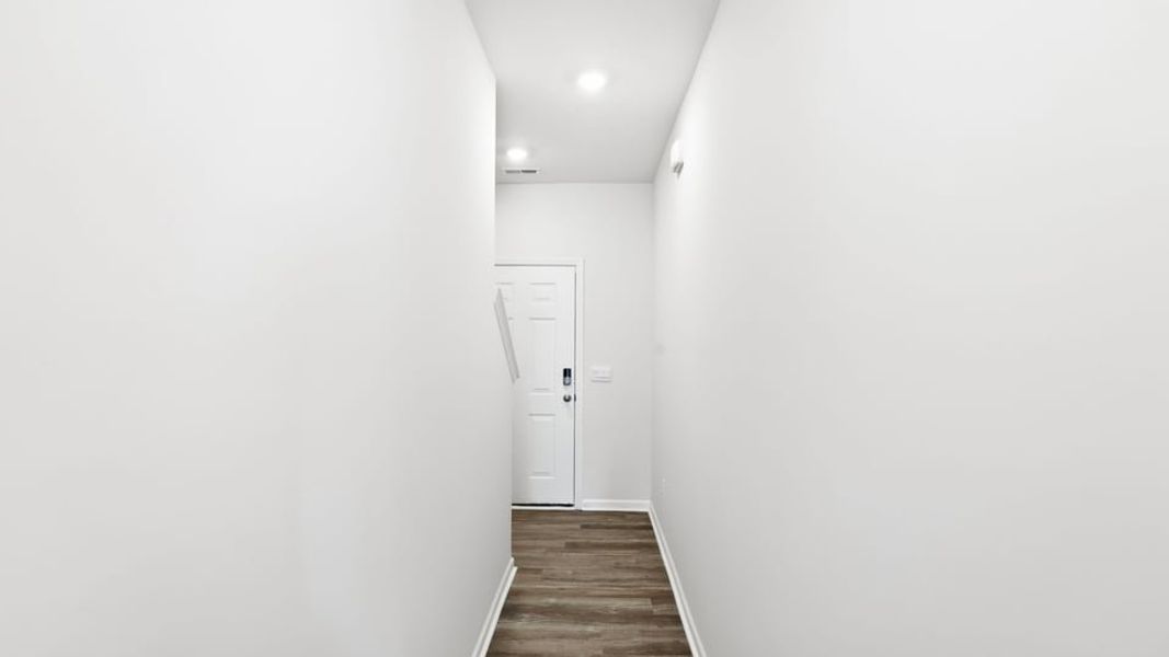 Spacious, unfurnished interior of a new home in Covington Village, Greer (Image 16).