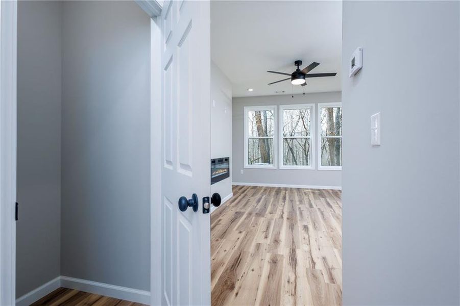 Spacious, unfurnished interior of a new home in , Ellijay (Image 21).