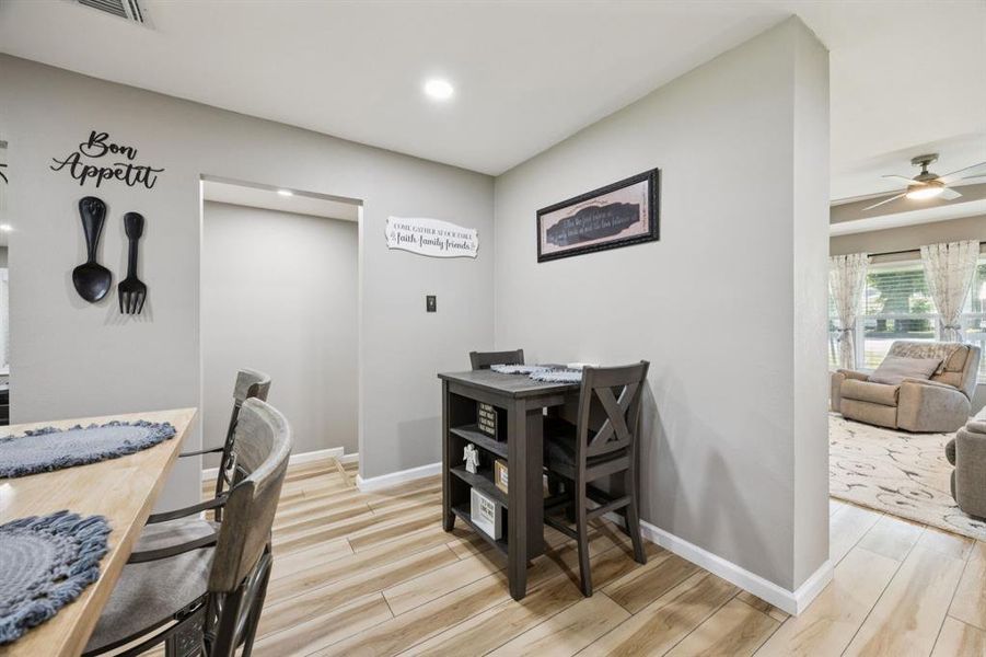 Furnished interior view inside a new home in , Weatherford (Image 6).