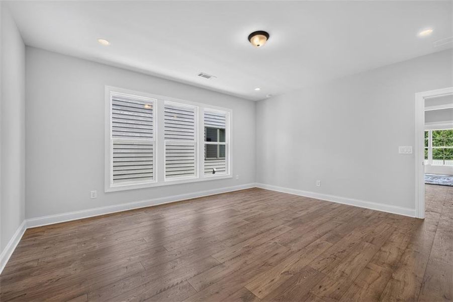 Spacious, unfurnished interior of a new home in , Flowery Branch (Image 56).
