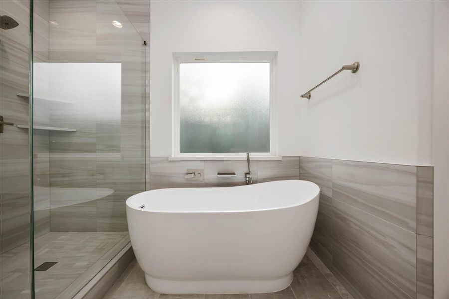 Furnished interior view inside a new home in , Houston (Image 4). Furnished interior view inside a new home in , Houston (Image 4).