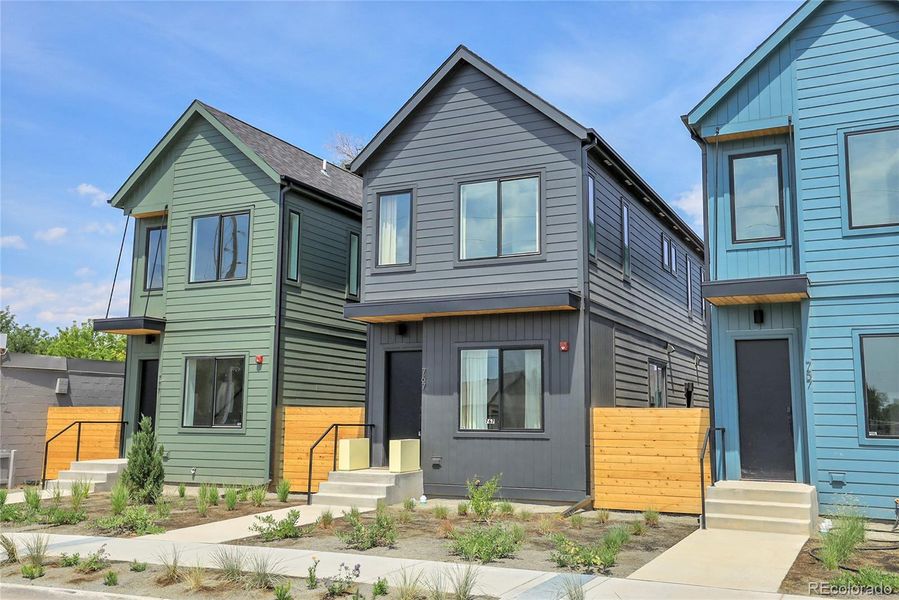 Image 21 of a home in .