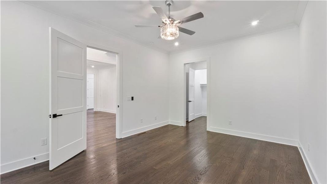 Spacious, unfurnished interior of a new home in , Marietta (Image 41).