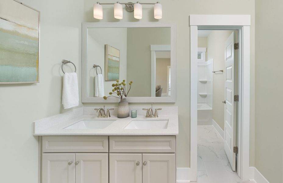Furnished interior view inside a new home in SayeBrook, Myrtle Beach (Image 9).