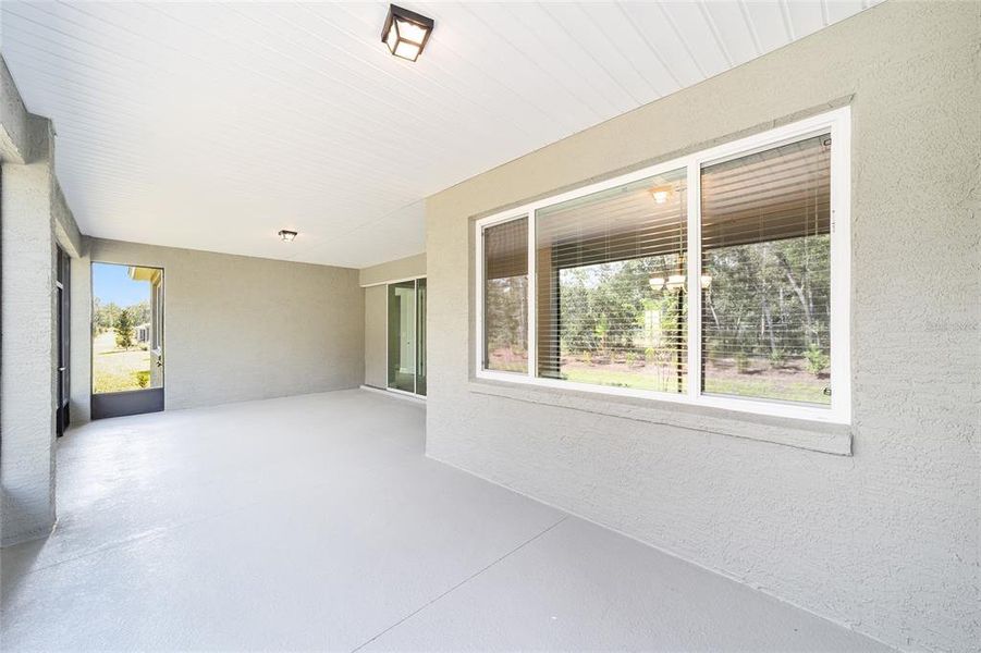 Spacious, unfurnished interior of a new home in , Ocala (Image 40).