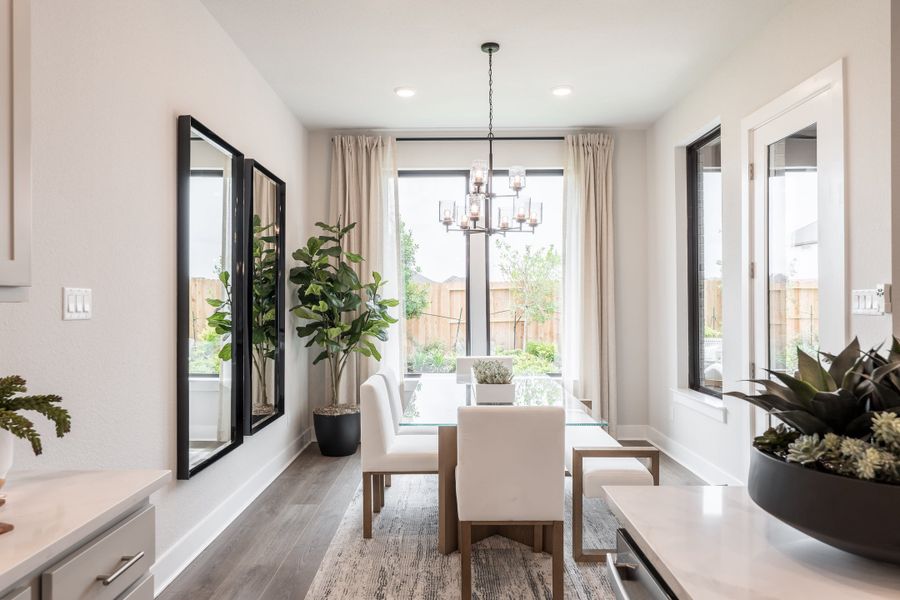 Image 52 representing the Goldeneye by Tri Pointe Homes in Tompkins Reserve, Katy, TX.