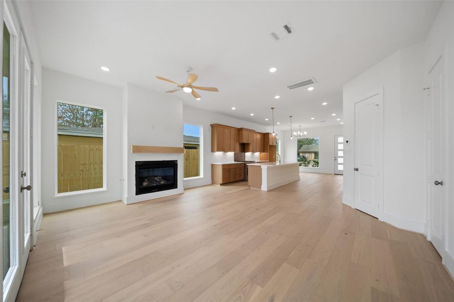 Living Room - view 1