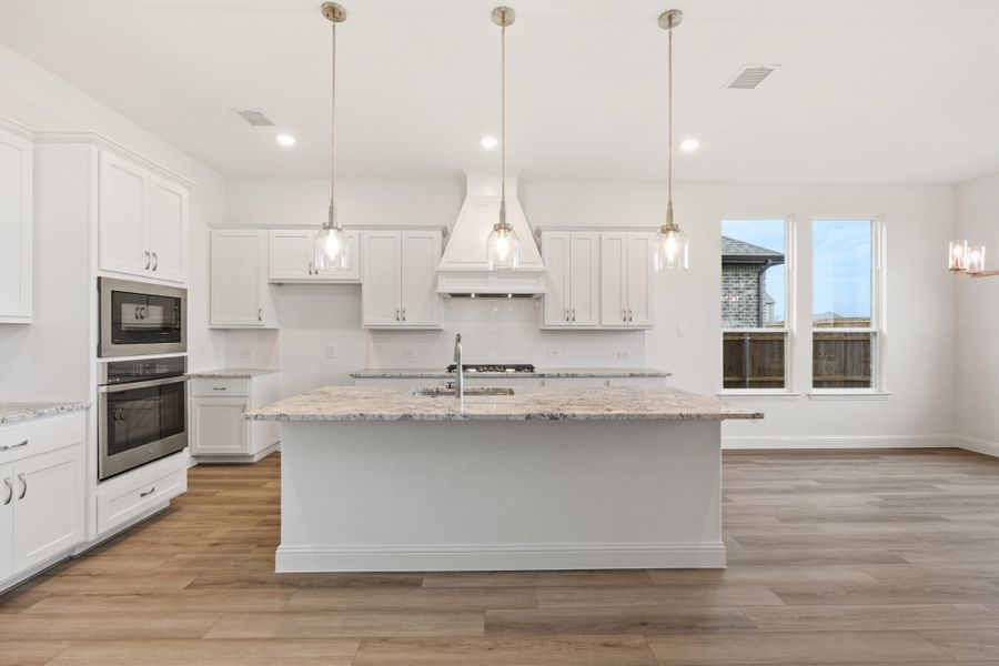 Furnished interior view inside a new home in Lake Breeze, Lavon (Image 11). Furnished interior view inside a new home in Lake Breeze, Lavon (Image 11).