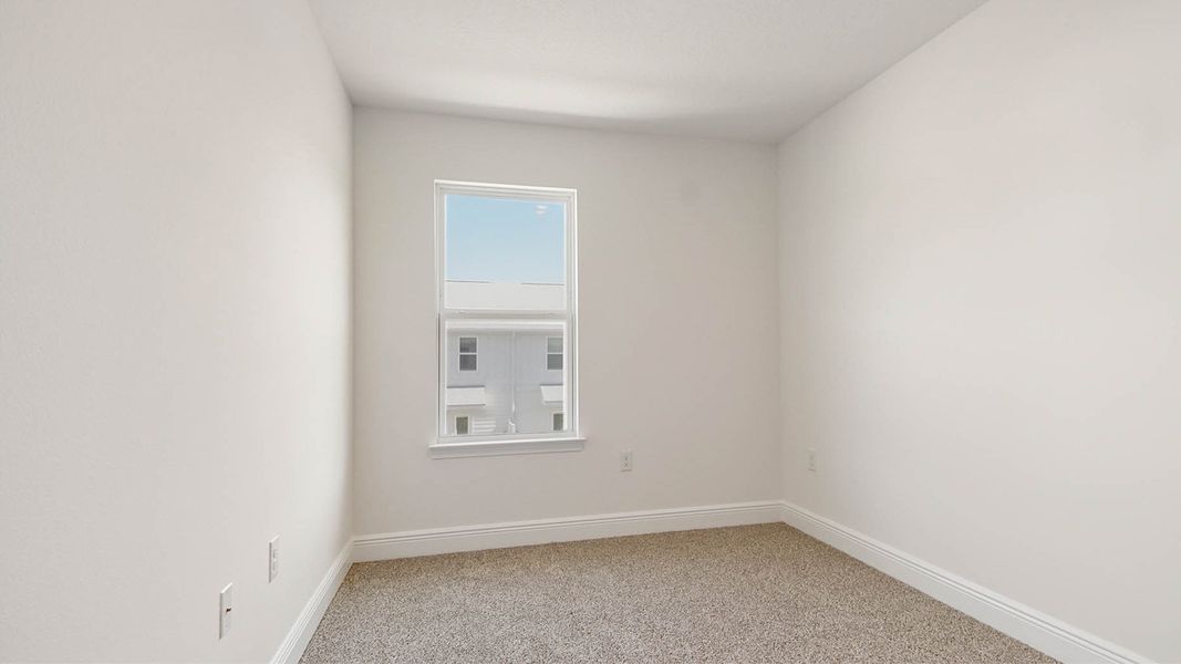 Spacious, unfurnished interior of a new home in Bayside at Ward Creek, Panama City Beach (Image 27).