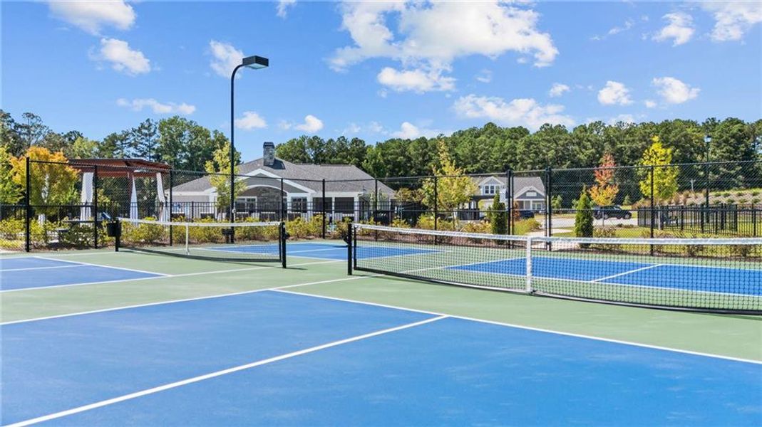 Community amenities in The Courtyards at Bailey Farms, Dacula (Image 31).