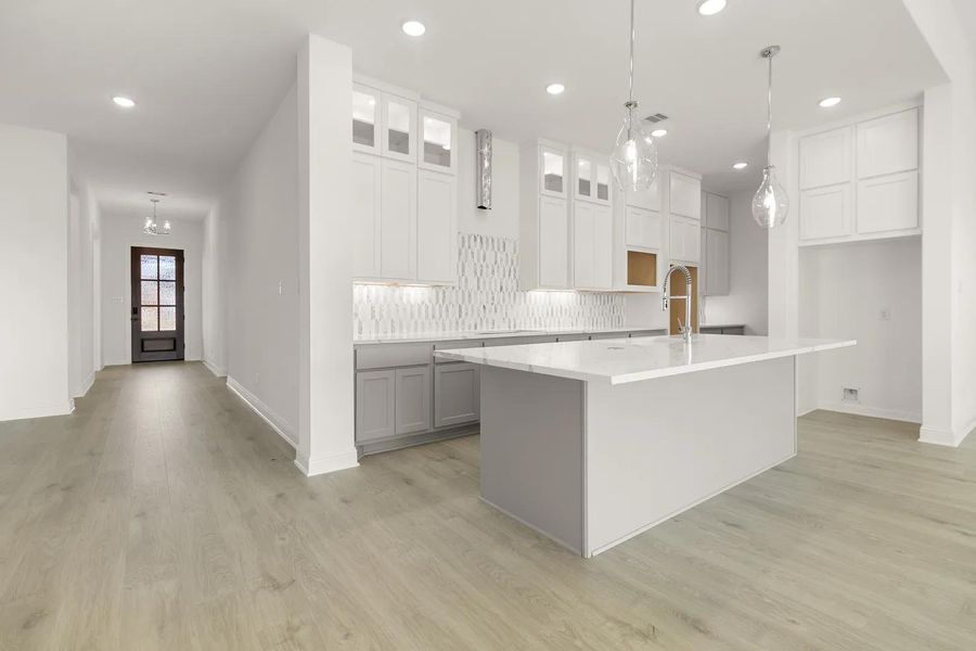 Granbury D Kitchen
