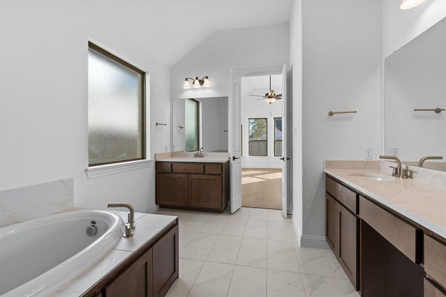 DAL_Painted Tree_Mineola_3917 Cathedral Lane (23)