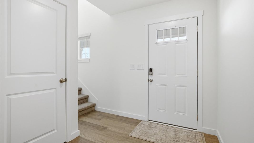 Representative unfurnished interior of a home built from the Belfort by D.R. Horton in Belhaven, Knoxville (Image 22). Representative unfurnished interior of a home built from the Belfort by D.R. Horton in Belhaven, Knoxville (Image 22).