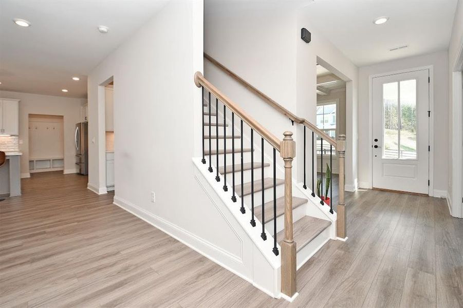 Spacious, unfurnished interior of a new home in , Dallas (Image 24).