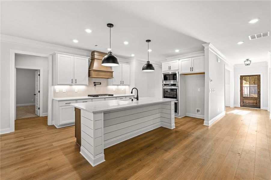 Furnished interior view inside a new home in Red Oak Ridge, Loganville (Image 3).