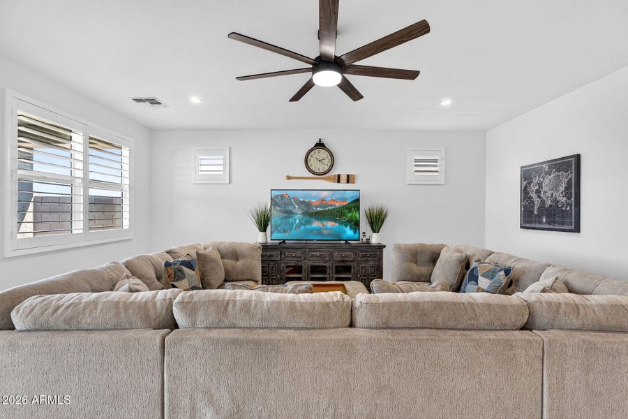 8-web-or-mls-036S Palo Verde Dr