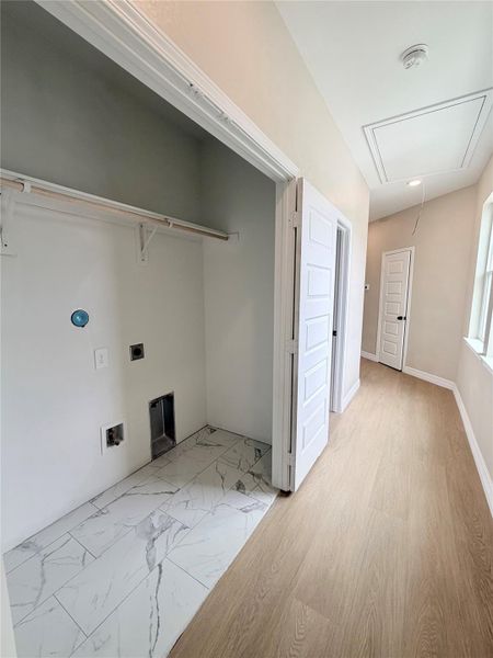 Spacious, unfurnished interior of a new home in , Houston (Image 9).