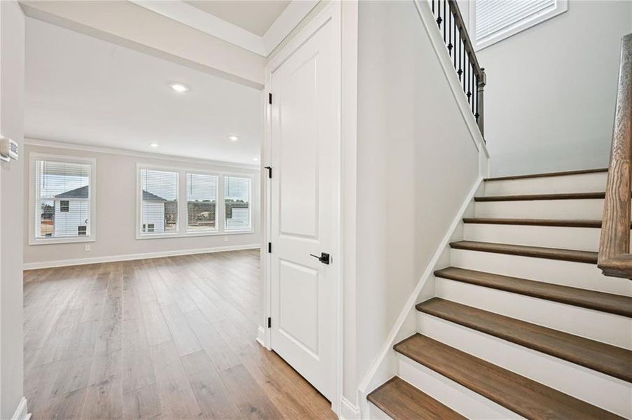 Spacious, unfurnished interior of a new home in River Pointe, Monroe (Image 35).