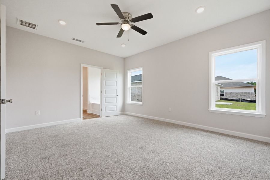 Spacious, unfurnished interior of a new home in Southern Charm, Crestview (Image 30).