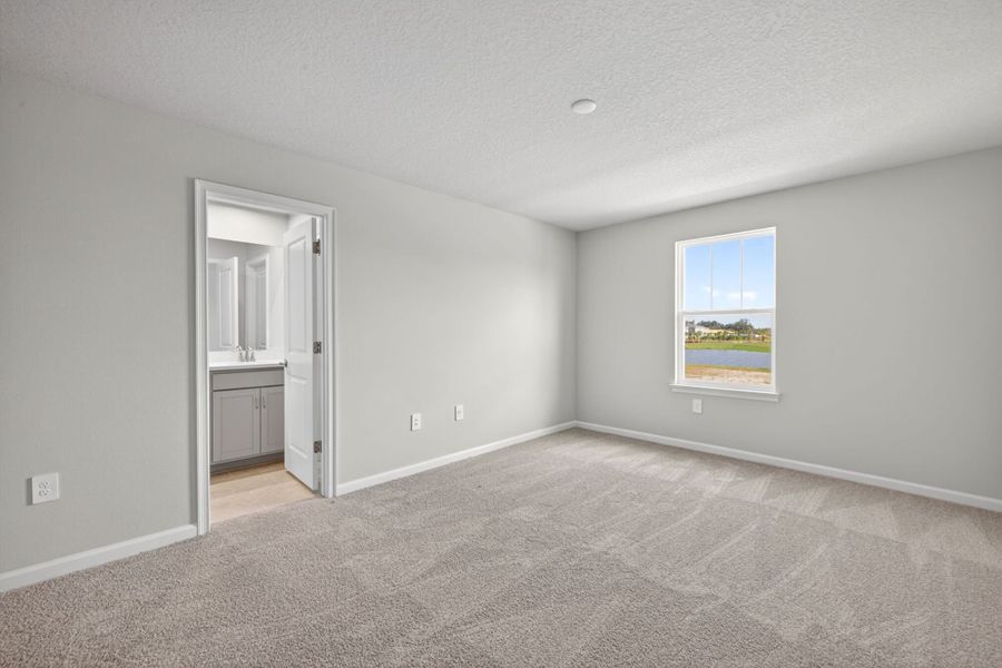 Spacious, unfurnished interior of a new home in Crosswind Ranch, Parrish (Image 12).