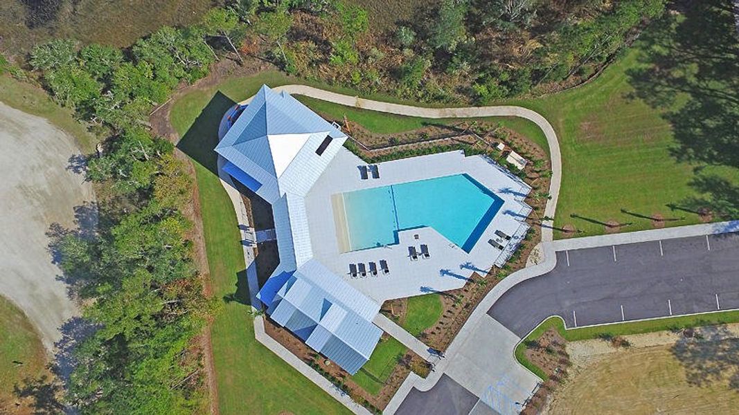 Community amenities in , Ravenel (Image 36).