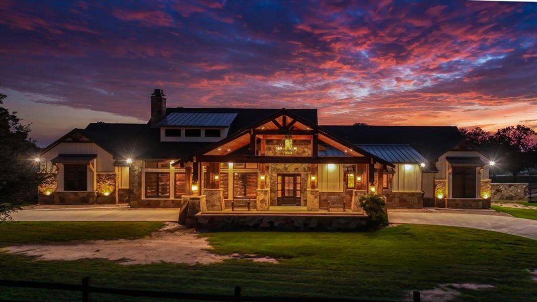 Front exterior of a new home in , Weatherford, TX, highlighting curb appeal (Image 1).