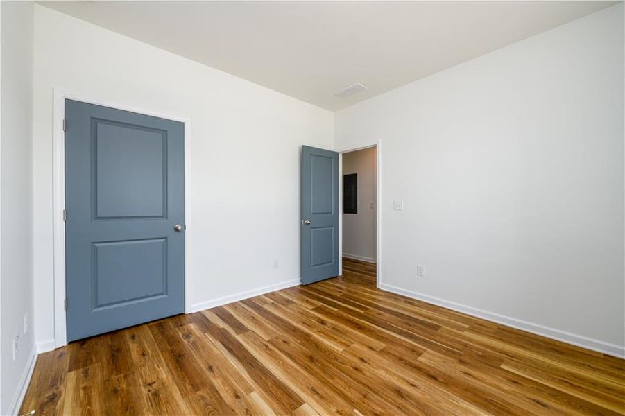 Spacious, unfurnished interior of a new home in , Atlanta (Image 25).