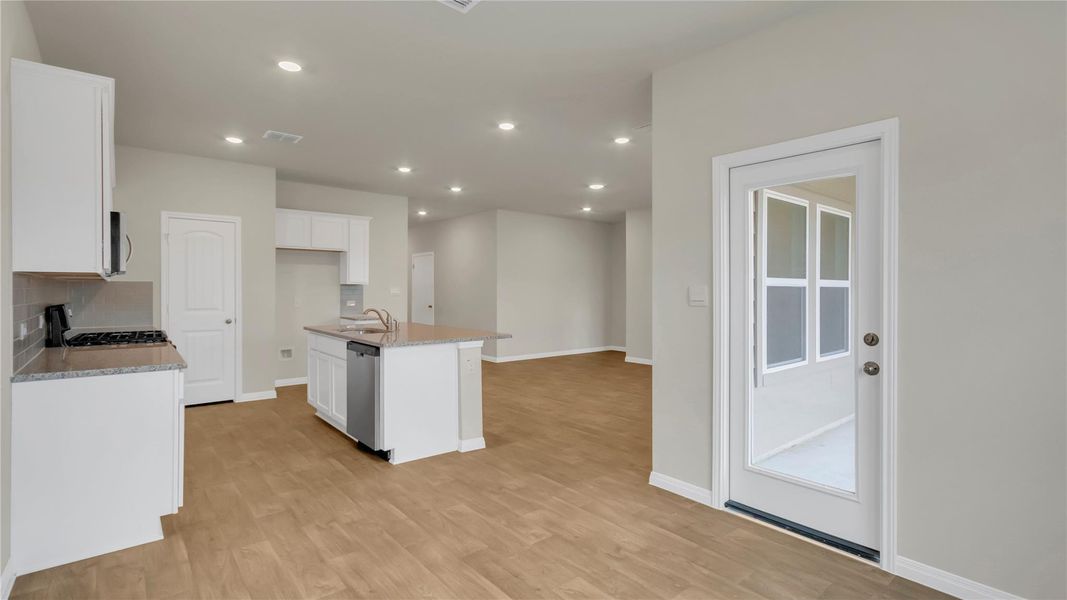 Image 33 of a home in Carillon.