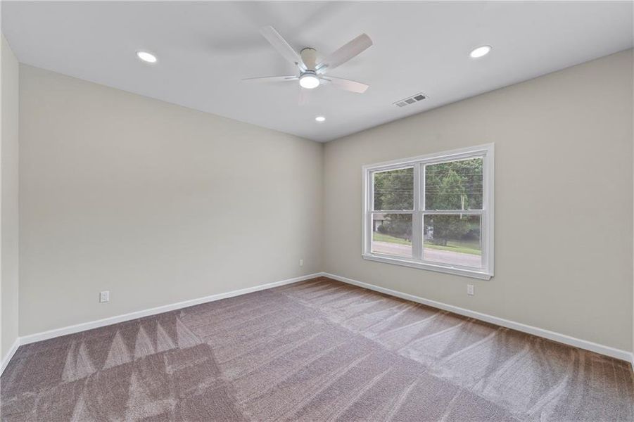 Spacious, unfurnished interior of a new home in , Flowery Branch (Image 16).