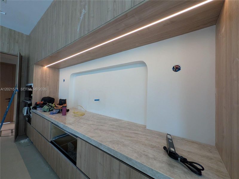 Image 48 of a home in .