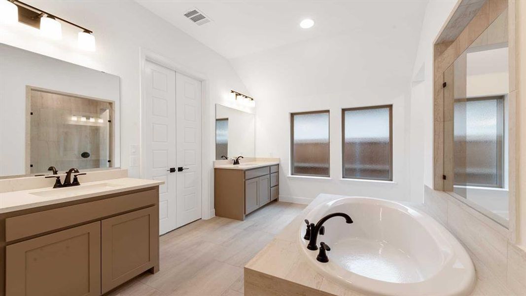 Furnished interior view inside a new home in Hillstead, Lavon (Image 10).