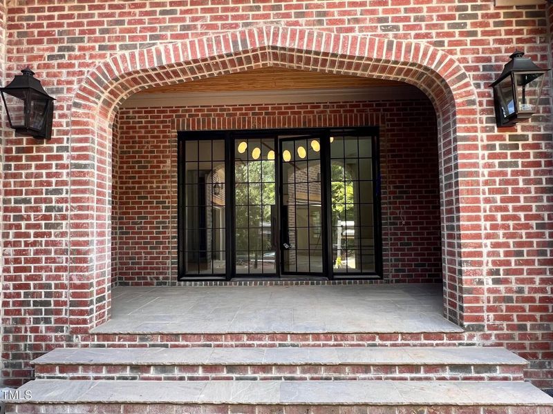 Front Porch 25.09.02