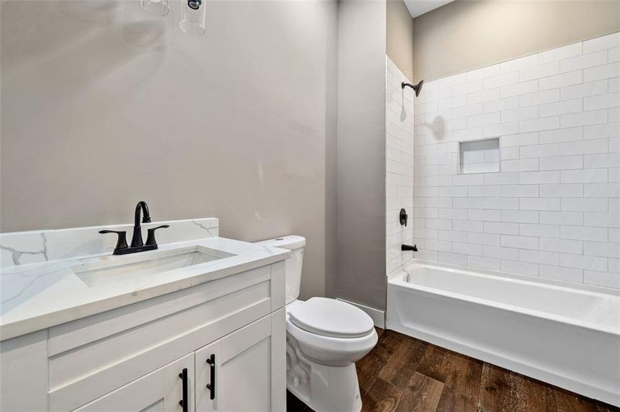 Furnished interior view inside a new home in , Mableton (Image 13).