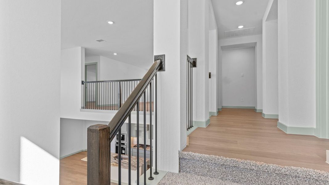 Spacious, unfurnished interior of a new home in Westland Ranch 50' Homesites, League City (Image 15).