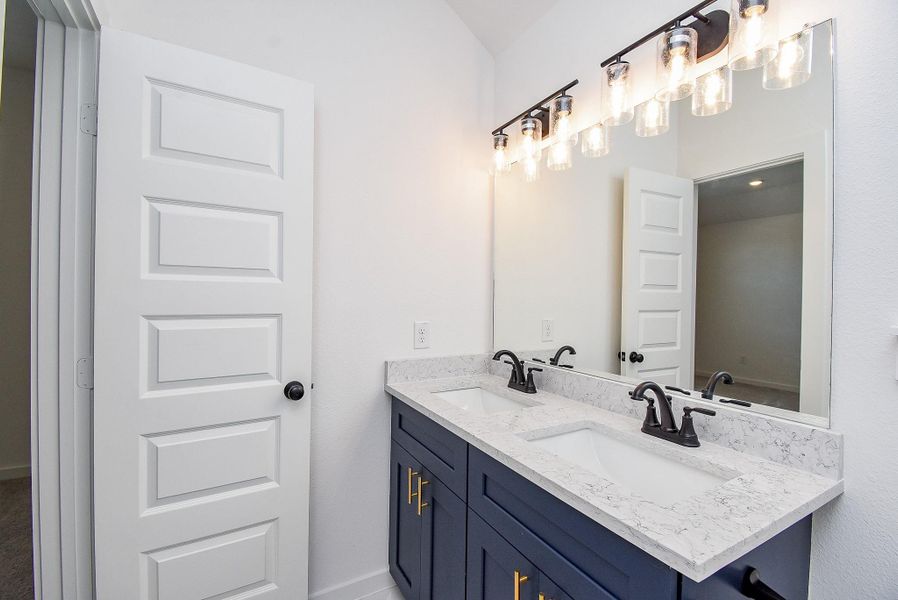 Furnished interior view inside a new home in Glendale Lakes, Arcola (Image 5).