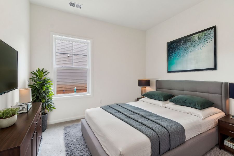 Representative furnished interior of a home built from the Darcy II by Great Southern Homes in Shady Grove, Conway (Image 12).