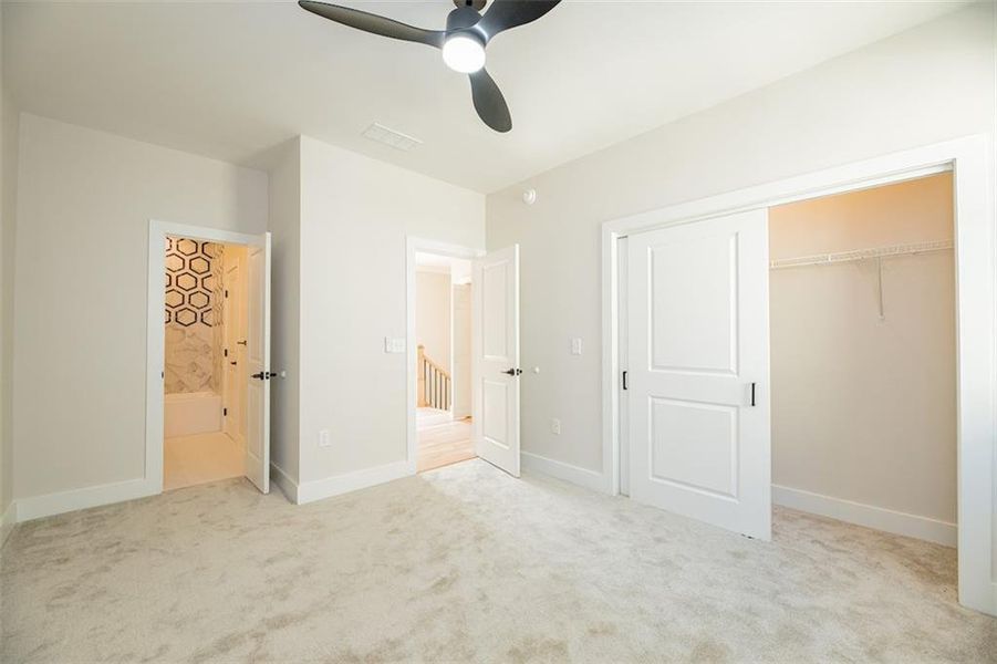 Spacious, unfurnished interior of a new home in , Atlanta (Image 37). Spacious, unfurnished interior of a new home in , Atlanta (Image 37).