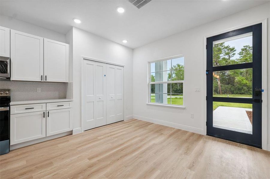 Image 28 of a home in .