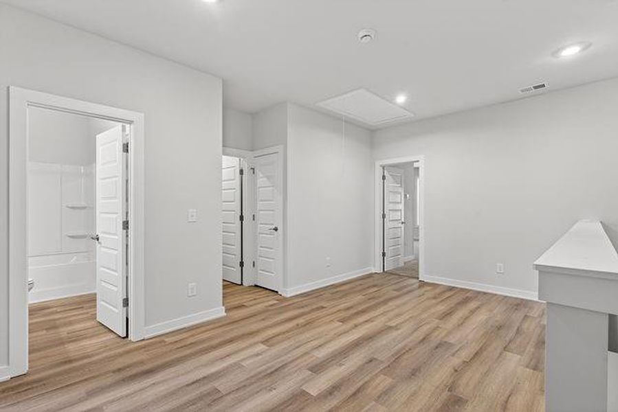 Spacious, unfurnished interior of a new home in The Park at Gainesville Township, Gainesville (Image 16).